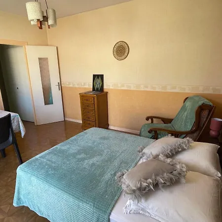 Lejlighed Calme Avec Balcon Et Parking Au Coeur D'aix-les-bains - Fr-1-555-93 Aix-les-Bains
