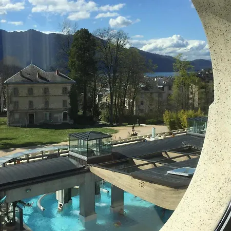 Calme Avec Balcon Et Parking Au Coeur D'aix-les-bains - Fr-1-555-93 Lägenhet *